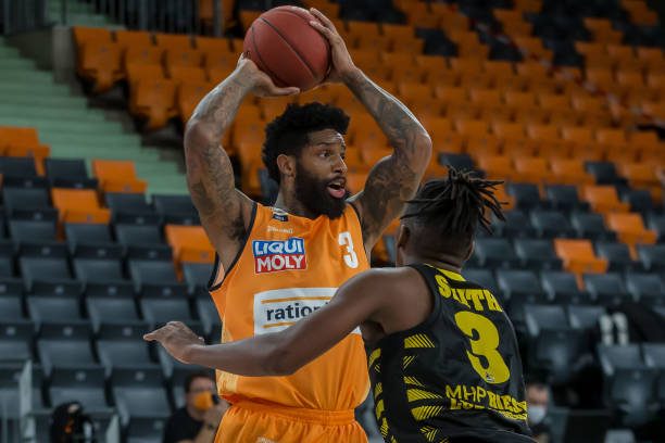 最终险胜的 最终险胜的