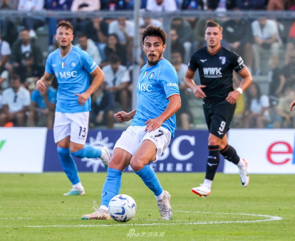 在这场比赛 在这场比赛