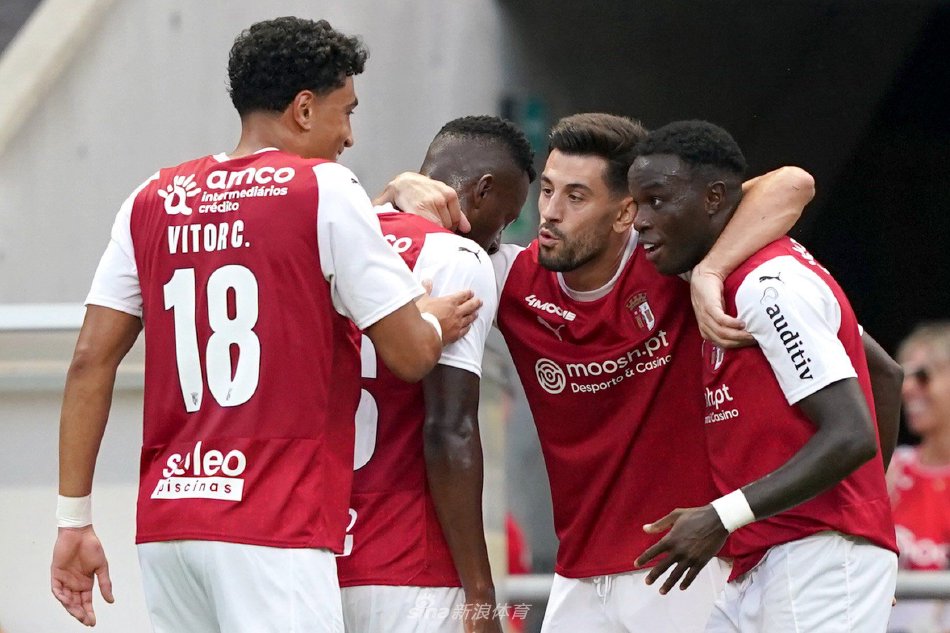 尤其是在世 尤其是在世