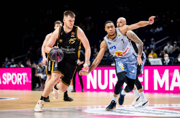 周的休战 周的休战